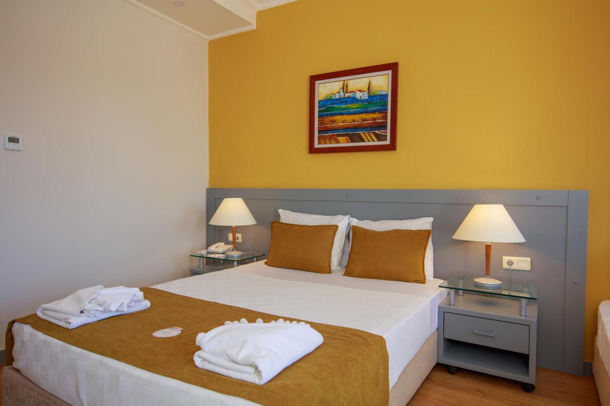 Orka World Hotel & Aquapark Ölüdeniz Eksteriør billede